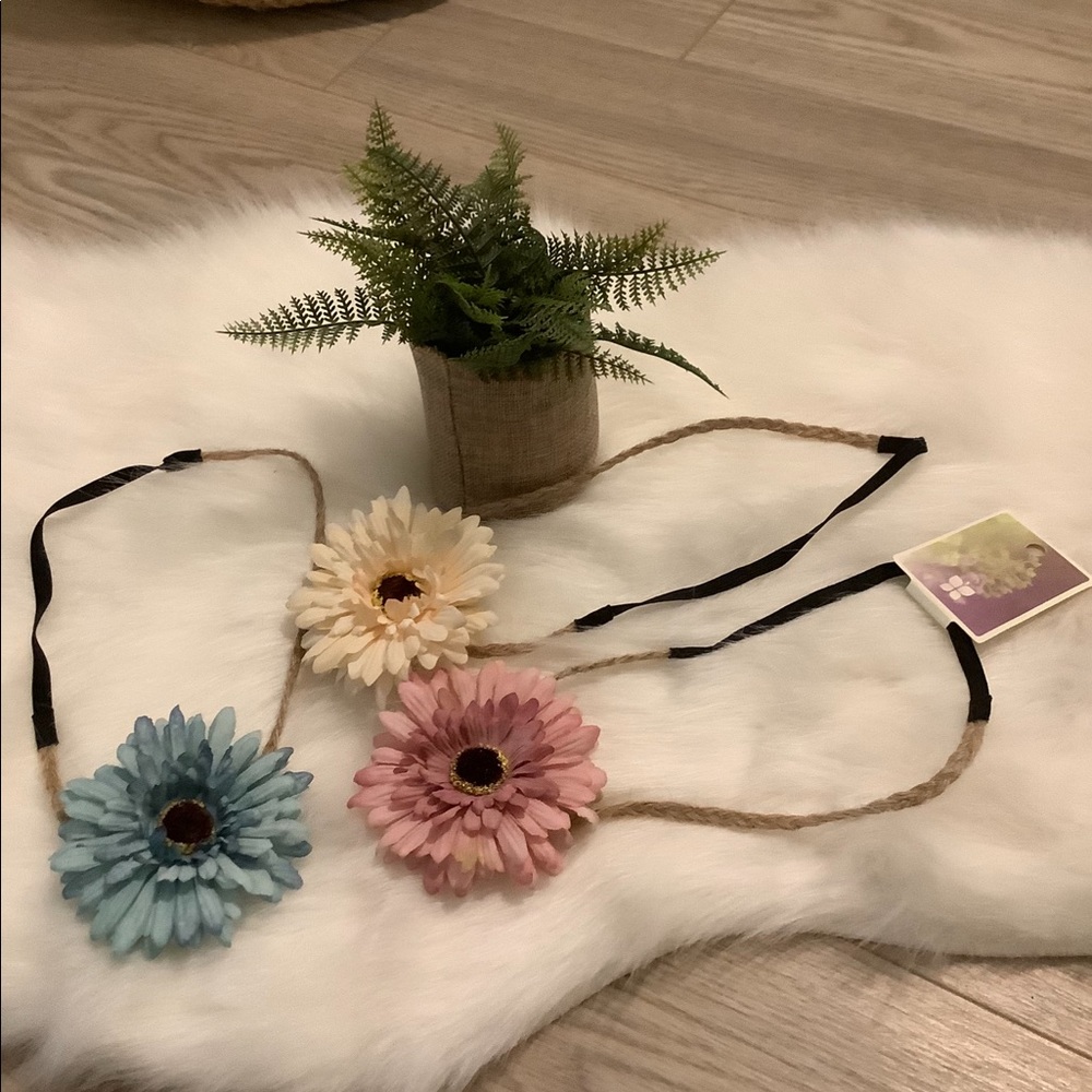 Altar’d State set of 3 floral headbands ❤️❤️❤️❤️